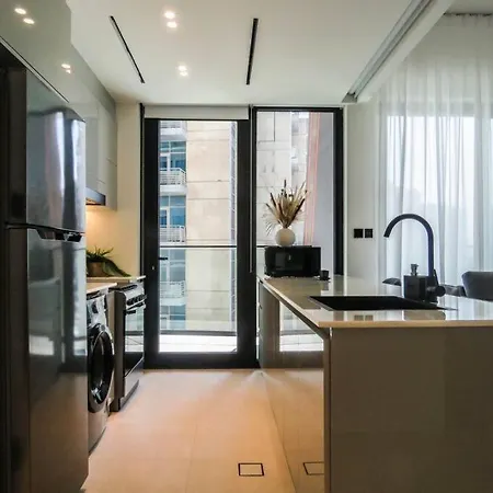 Stylish 2 Bedroom In Binghatti, Business Bay Dubai Exterior photo