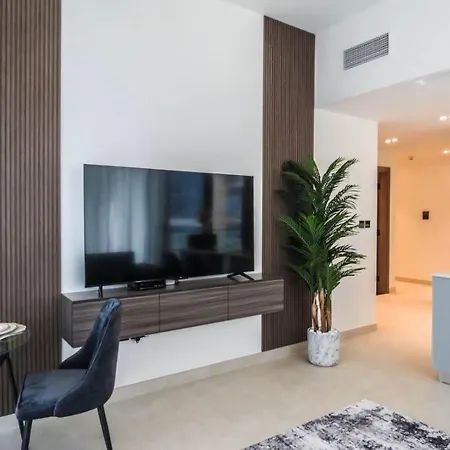 Stylish 2 Bedroom In Binghatti, Business Bay Dubai Exterior photo
