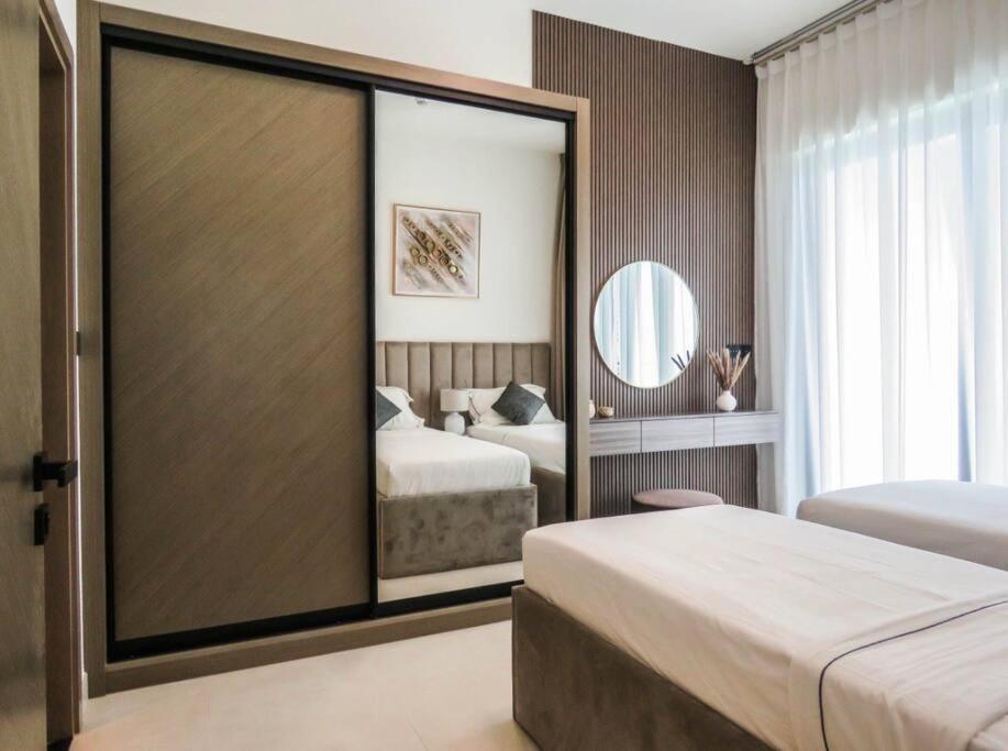 Stylish 2 Bedroom In Binghatti, Business Bay * Dubai